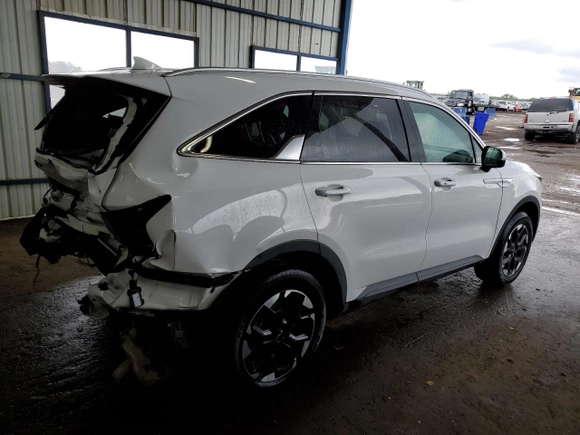 2024 Kia Sorento S z VIN 5XYRLDJCXRG278393, wystawiony jako Copart lot #56046565 z przebiegiem 19 031 mil mil oraz Nie do naprawy • Non repairable. Historia ofert i sprzedaży dostępna na DreamBid. Obrazek 3.