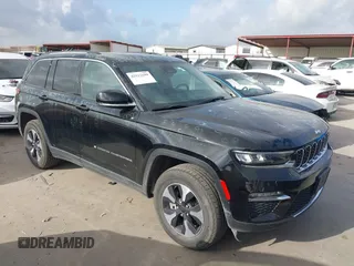 2024 Jeep Grand Cherokee с VIN 1C4RJYB62RC720626, выставлен на аукционе IAAI как лот 42521699 с пробегом 43 319 миль миль и . История ставок и продаж доступна на DreamBid. Изображение 1.
