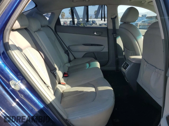2016 Kia Optima EX with VIN 5XXGU4L35GG038283, listed as a Copart auction lot 52595715 with 154,131 mi miles and Clean Title. Bid and sale history available at carsss.com. Image 10.