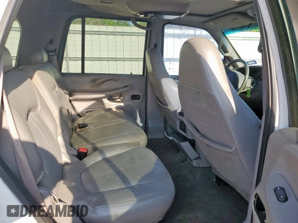 2002 Ford Expedition Eddie Bauer with VIN 1FMRU17L02LA05326, listed as a Copart auction lot 58048805 with 211,594 mi miles and Salvage title. Bid and sale history available at DreamBid. Image 11.