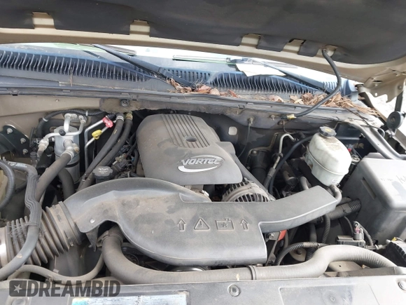 2006 Chevrolet Tahoe LS with VIN 1GNEC13V96J138205, listed as a IAAI auction lot 41746874 with 303,126 mi miles. Bid and sale history available at carsss.com. Image 10.