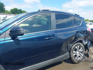 2017 Toyota RAV4 LE с VIN JTMZFREV3HJ712555, выставлен на аукционе IAAI как лот 42233808 с пробегом 86 294 миль миль и . История ставок и продаж доступна на DreamBid. Изображение 14.