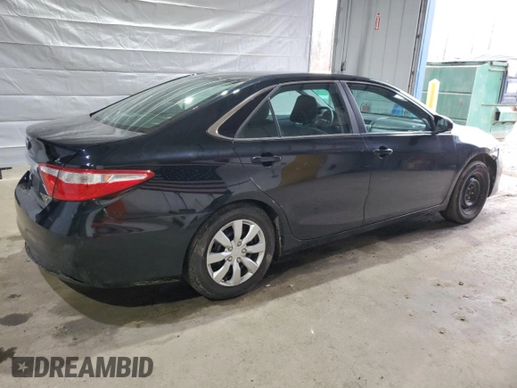 2015 Toyota Camry XLE with VIN 4T4BF1FK7FR490283, listed as a Copart auction lot 49957955 with 96,857 mi miles and Salvage Title. Bid and sale history available at carsss.com. Image 3.