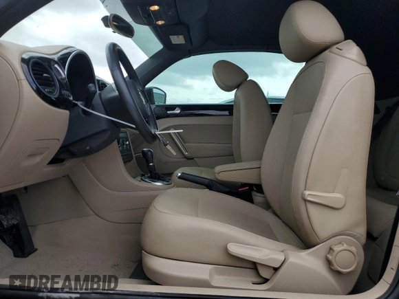 2015 Volkswagen Beetle 1.8T w/Tech with VIN 3VW517AT0FM805617, listed as a Copart auction lot 54699545 with 50,247 mi miles and Non Repairable. Bid and sale history available at DreamBid. Image 7.