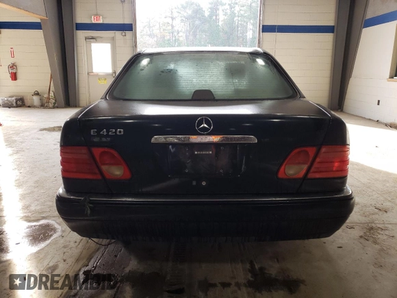 1997 Mercedes-Benz E-Class with VIN WDBJF72F3VA260566, listed as a Copart auction lot 81894314 with 106,208 mi miles and Clean Title. Bid and sale history available at carsss.com. Image 6.