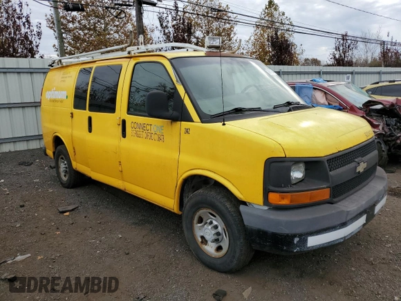 2006 Chevrolet Express Cargo Van with VIN 1GCGG25V361222142, listed as a Copart auction lot 78817314 with 147,048 mi miles and Clean Title. Bid and sale history available at carsss.com. Image 4.