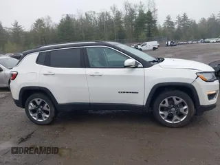 2020 Jeep Compass Limited z VIN 3C4NJDCB0LT233570, wystawiony jako IAAI lot #42182241 z przebiegiem 59 858 mil mil oraz . Historia ofert i sprzedaży dostępna na DreamBid. Obrazek 13.