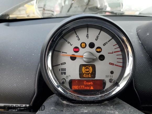 2011 MINI Countryman S with VIN WMWZC5C53BWH99985, listed as a Copart auction lot 89191125 with 90,177 mi miles and Salvage Title. Bid and sale history available at DreamBid. Image 9.