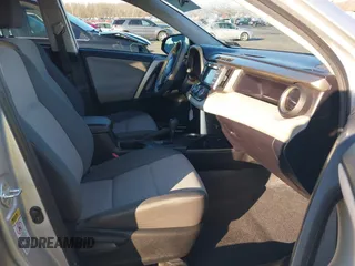 2015 Toyota RAV4 LE с VIN 2T3BFREV2FW275115, выставлен на аукционе IAAI как лот 41143981 с пробегом 98 257 миль миль и . История ставок и продаж доступна на DreamBid. Изображение 5.