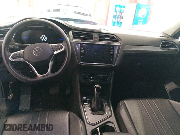 2024 Volkswagen Tiguan SE with VIN 3VV3B7AX8RM108454, listed as a IAAI auction lot 42793135 with 34,423 mi miles and . Bid and sale history available at DreamBid. Image 24.