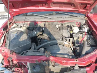 2006 Chevrolet Colorado 1LT z VIN 1GCCS138268146554, wystawiony jako IAAI lot #42417817 z przebiegiem 195 969 mil mil oraz . Historia ofert i sprzedaży dostępna na DreamBid. Obrazek 10.