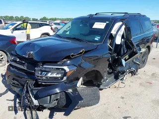 2022 Ford Expedition XLT z VIN 1FMJU1HTXNEA03300, wystawiony jako IAAI lot #42218479 z przebiegiem 32 300 mil mil oraz . Historia ofert i sprzedaży dostępna na DreamBid. Obrazek 17.