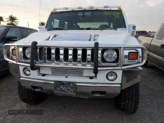 2006 Hummer H2 with VIN 5GRGN22U56H105928, listed as a Copart auction lot 76692904 with 0 mi miles and Salvage Title. Bid and sale history available at carsss.com. Image 5.