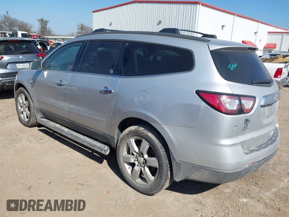2016 Chevrolet Traverse LT with VIN 1GNKRGKD3GJ176589, listed as a IAAI auction lot 41489907 with 195,141 mi miles. Bid and sale history available at carsss.com. Image 3.