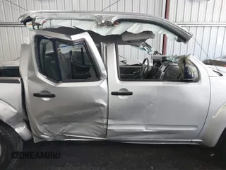 2019 Nissan Frontier SV z VIN 1N6AD0ER5KN790768, wystawiony jako IAAI lot #42206732 z przebiegiem 94 562 mil mil oraz . Historia ofert i sprzedaży dostępna na DreamBid. Obrazek 13.