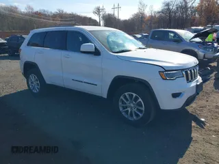 2022 Jeep Grand Cherokee WK Laredo X with VIN 1C4RJFAG8NC120492, listed as a IAAI auction lot 40787713 with 67,688 mi miles. Bid and sale history available at carsss.com. Image 1.