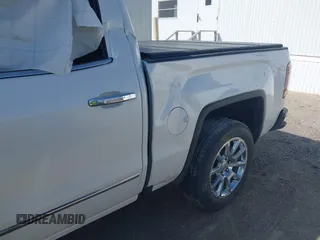 2017 GMC Sierra 1500 Denali z VIN 3GTU2PEC8HG502379, wystawiony jako IAAI lot #42040538 z przebiegiem 108 960 mil mil oraz . Historia ofert i sprzedaży dostępna na DreamBid. Obrazek 17.