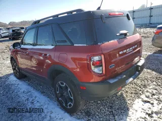 2023 Ford Bronco Sport Outer Banks z VIN 3FMCR9C6XPRE35525, wystawiony jako Copart lot #44728925 z przebiegiem 27 264 mil mil oraz Szkoda całkowita • Salvage title. Historia ofert i sprzedaży dostępna na DreamBid. Obrazek 2.