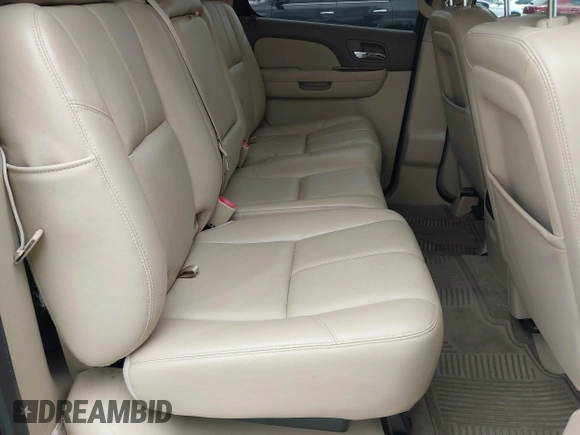 2013 Chevrolet Avalanche LT with VIN 3GNMCFE04DG120235, listed as a IAAI auction lot 41739179 with 77,861 mi miles and . Bid and sale history available at DreamBid. Image 8.