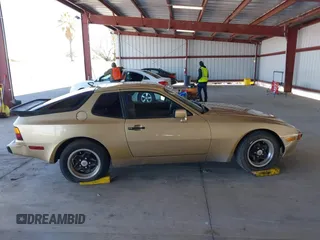 1983 Porsche 944 with VIN WP0AA0943DN459815, listed as a IAAI auction lot 41842228 with 83,142 mi miles. Bid and sale history available at carsss.com. Image 13.