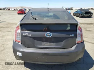 2014 Toyota Prius Four with VIN JTDKN3DUXE1766733, listed as a Copart auction lot 61603165 with 113,390 mi miles and Salvage title. Bid and sale history available at DreamBid. Image 6.