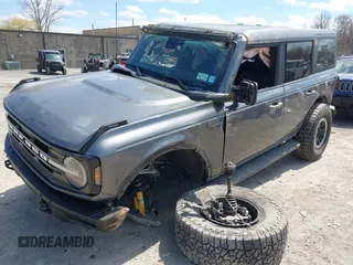 2022 Ford Bronco with VIN 1FMEE5DP3NLB03118, listed as a IAAI auction lot 42096181 with 62,685 mi miles and . Bid and sale history available at DreamBid. Image 6.