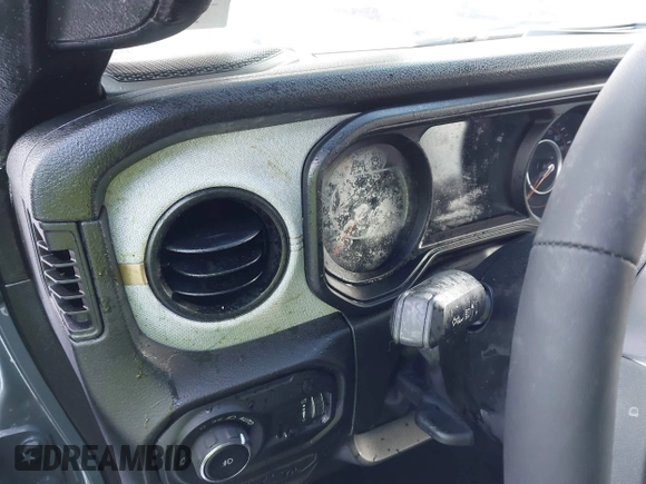 2024 Jeep Wrangler Sport S with VIN 1C4PJXDN2RW306332, listed as a IAAI auction lot 41036573 with 1,785 mi miles and . Bid and sale history available at DreamBid. Image 18.
