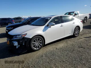 2017 Lexus ES 300h with VIN JTHBW1GGXH2139955, listed as a Copart auction lot 70764072 with 70,901 mi miles and . Bid and sale history available at DreamBid. Image 1.