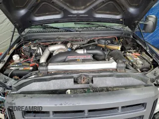 2005 Ford F-350 XL z VIN 1FTWX31P55EC91379, wystawiony jako Copart lot #47813565 z przebiegiem 142 729 mil mil oraz Szkoda całkowita • Salvage title. Historia ofert i sprzedaży dostępna na DreamBid. Obrazek 11.