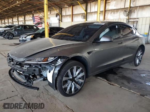 2025 Tesla Model 3 Long Range z VIN 5YJ3E1EB6SF935588, wystawiony jako Copart lot #54360605 z przebiegiem Nie podano mil oraz Szkoda całkowita • Salvage title. Historia ofert i sprzedaży dostępna na DreamBid. Obrazek 1.