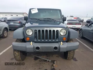 2008 Jeep Wrangler Unlimited X with VIN 1J4GB39138L518050, listed as a IAAI auction lot 41609541 with 226,752 mi miles and . Bid and sale history available at DreamBid. Image 12.