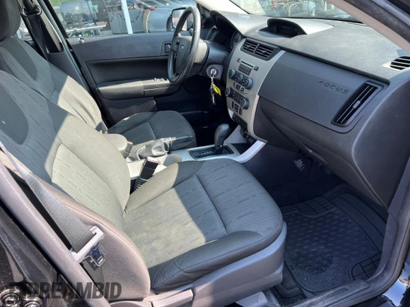 2008 Ford Focus SE with VIN 1FAHP35N28W24058, listed as a Copart auction lot 66020775 with 164,683 mi miles and Clean title. Bid and sale history available at DreamBid. Image 5.