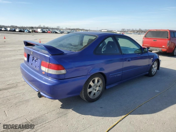 2000 Honda Civic Si with VIN 1HGEM1159YL104380, listed as a Copart auction lot 45902095 with 152,101 mi miles and Clean Title. Bid and sale history available at carsss.com. Image 3.