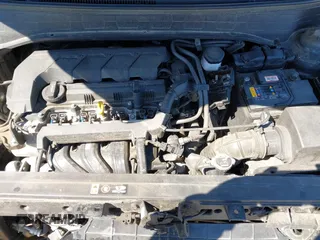2020 Hyundai Venue SEL z VIN KMHRC8A30LU046880, wystawiony jako IAAI lot #41853894 z przebiegiem 65 907 mil mil oraz . Historia ofert i sprzedaży dostępna na DreamBid. Obrazek 10.