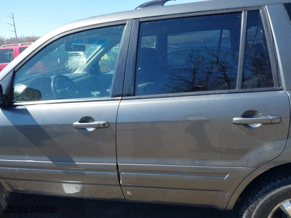 2008 Honda Pilot EX-L with VIN 5FNYF18568B019835, listed as a IAAI auction lot 41743260 with 150,027 mi miles. Bid and sale history available at carsss.com. Image 14.