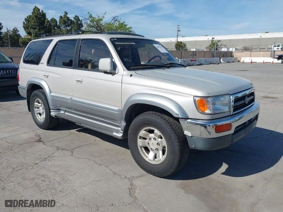 1997 Toyota 4Runner Limited with VIN JT3GN87RXV0024918, listed as a IAAI auction lot 42032378 with 173,784 mi miles. Bid and sale history available at carsss.com. Image 1.