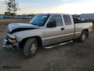 2002 Chevrolet Silverado 1500 LT with VIN 2GCEC19T321425882, listed as a Copart auction lot 81347164 with 189,162 mi miles and Salvage Title. Bid and sale history available at carsss.com. Image 1.