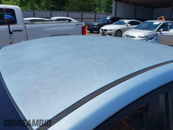 2011 Hyundai Elantra GLS z VIN KMHDH4AE0BU135563, wystawiony jako IAAI lot #42482810 z przebiegiem 158 110 mil mil oraz . Historia ofert i sprzedaży dostępna na DreamBid. Obrazek 6.