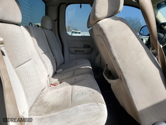 2008 Chevrolet Silverado 1500 LT w/1LT with VIN 2GCEC19C481238594, listed as a Copart auction lot 49115175 with 242,742 mi miles and Clean Title. Bid and sale history available at carsss.com. Image 10.