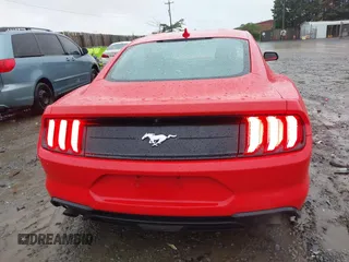 2022 Ford Mustang EcoBoost z VIN 1FA6P8TH2N5138273, wystawiony jako IAAI lot #42321056 z przebiegiem 59 856 mil mil oraz . Historia ofert i sprzedaży dostępna na DreamBid. Obrazek 17.
