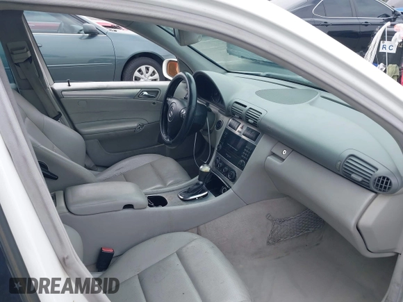 2005 Mercedes-Benz C 230 Kompressor with VIN WDBRF40J45F716960, listed as a IAAI auction lot 42773363 with 270,603 mi miles and . Bid and sale history available at DreamBid. Image 5.