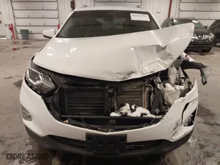 2020 Chevrolet Equinox LT with VIN 2GNAXVEX1L6220009, listed as a IAAI auction lot 41647476 with 161,913 mi miles. Bid and sale history available at carsss.com. Image 6.