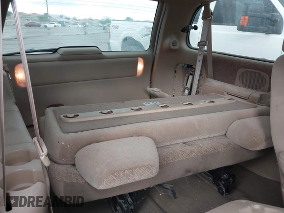 1999 Plymouth Voyager Grand SE z VIN 1P4GP44G5XB637050, wystawiony jako IAAI lot #41702235 z przebiegiem 335 309 mil mil oraz . Historia ofert i sprzedaży dostępna na DreamBid. Obrazek 12.