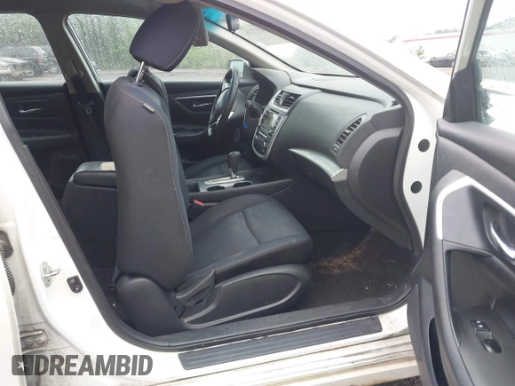 2016 Nissan Altima S with VIN 1N4AL3AP8GC211857, listed as a IAAI auction lot 41977716 with 234,952 mi miles and . Bid and sale history available at DreamBid. Image 5.