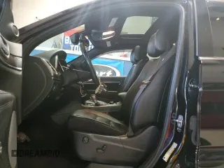 2022 Jeep Grand Cherokee Limited z VIN 1C4RJFBG1NC165949, wystawiony jako Copart lot #51510385 z przebiegiem 25 727 mil mil oraz Szkoda całkowita • Salvage title. Historia ofert i sprzedaży dostępna na DreamBid. Obrazek 7.