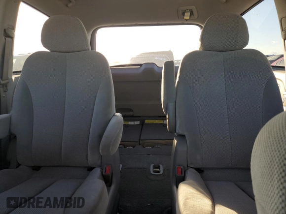 2011 Kia Sedona EX with VIN KNDMH4C72B6393042, listed as a Copart auction lot 78576884 with 240,348 mi miles and Salvage Title. Bid and sale history available at carsss.com. Image 10.