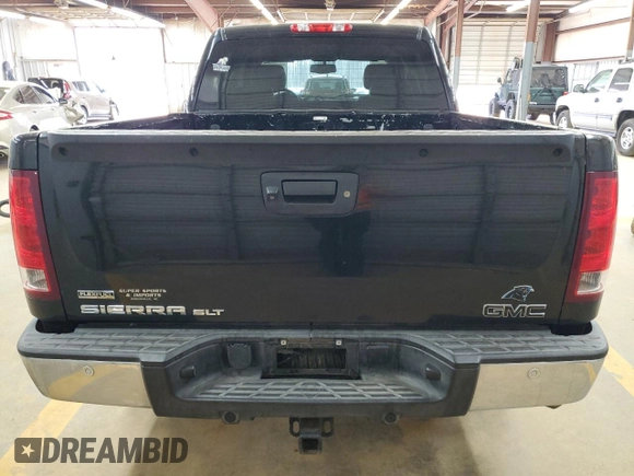 2011 GMC Sierra 1500 SLT z VIN 3GTP2WE33BG392727, wystawiony jako Copart lot #49671005 z przebiegiem 176 803 mil mil oraz Szkoda całkowita • Salvage title. Historia ofert i sprzedaży dostępna na DreamBid. Obrazek 6.