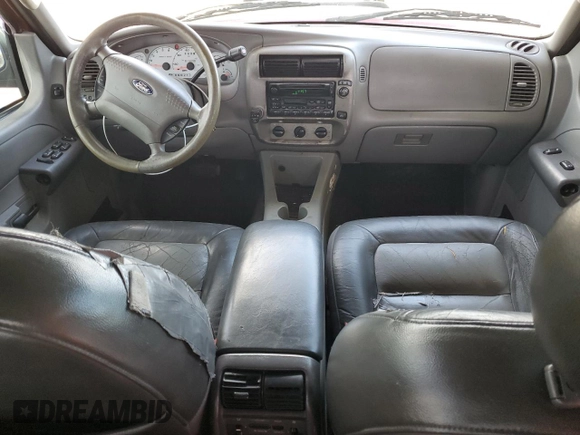 2003 Ford Explorer Sport Trac XLS z VIN 1FMZU67EX3UC07584, wystawiony jako Copart lot #60420185 z przebiegiem 114 575 mil mil oraz Szkoda całkowita • Salvage title. Historia ofert i sprzedaży dostępna na DreamBid. Obrazek 8.