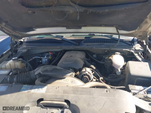 2003 Chevrolet Silverado 1500 LS with VIN 2GCEC19V631320403, listed as a IAAI auction lot 41441413 with 245,993 mi miles. Bid and sale history available at carsss.com. Image 10.
