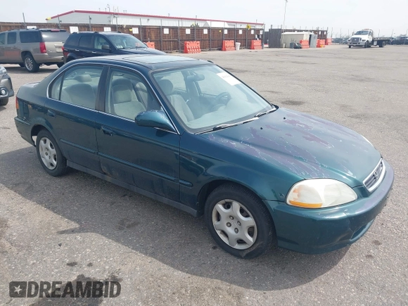 1998 Honda Civic EX z VIN 1HGEJ8640WL018230, wystawiony jako IAAI lot #41914209 z przebiegiem 213 939 mil mil oraz . Historia ofert i sprzedaży dostępna na DreamBid. Obrazek 1.